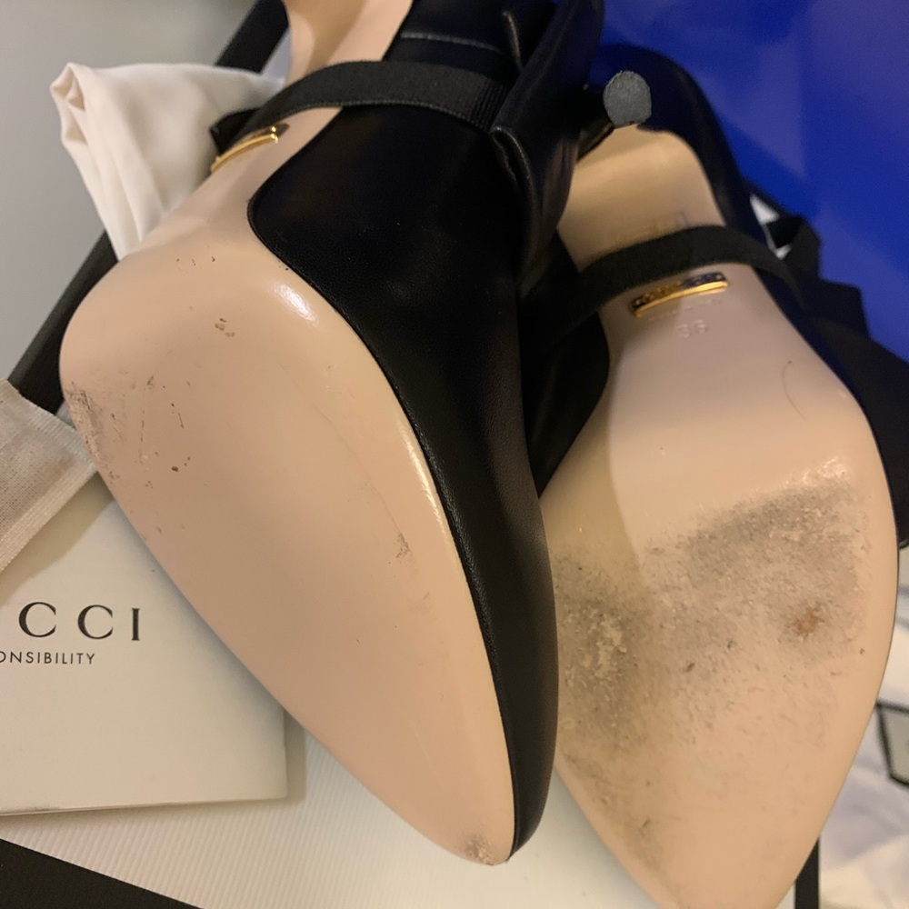 Gucci heels 👠